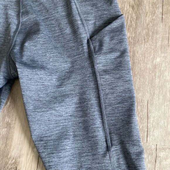 Athleta Ultimate Stash Pocket Capri‎ Leggings SuperSonic Gray Heather SP - Picture 8 of 11
